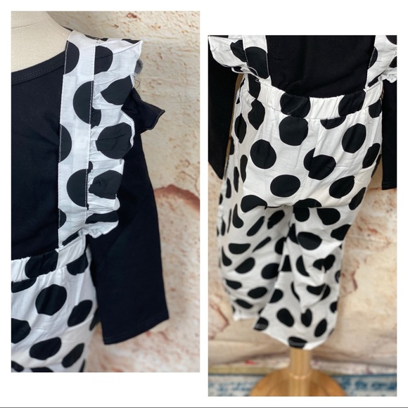 ❌•NWT White Polka Dot 2 Piece Ruffle Bib Set - Picture 5 of 11